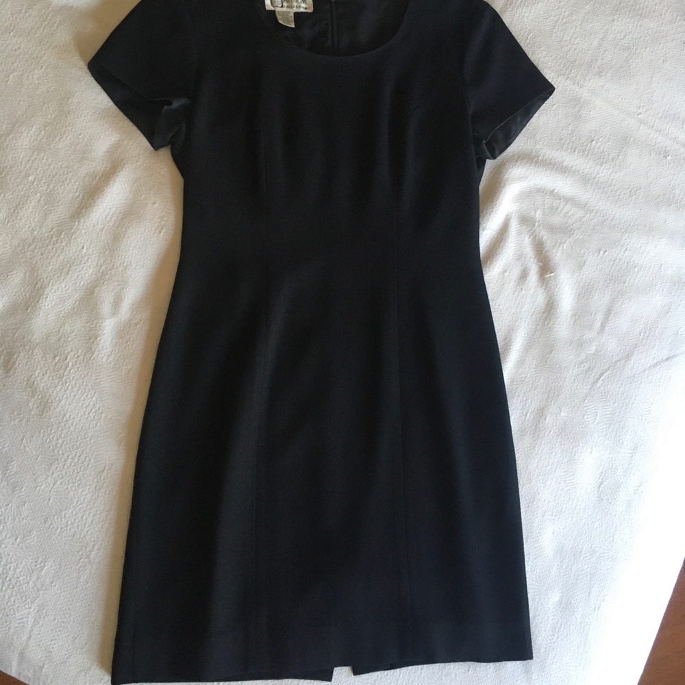 LBD-Gently worn few times. In great condition. No size tag, tibia either 8 or 10